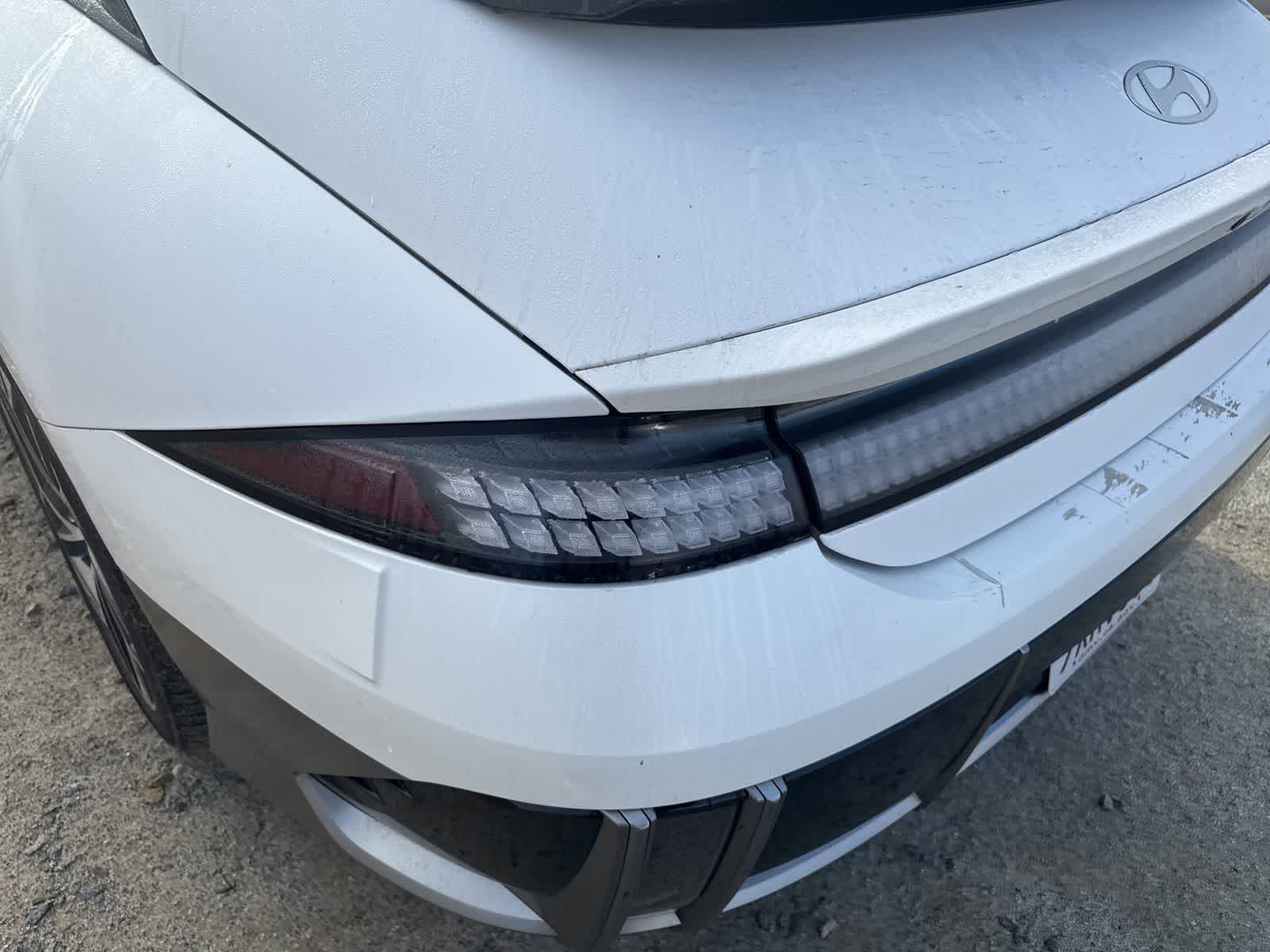 Thumbnail: 2023 Hyundai Ioniq 6 - 10