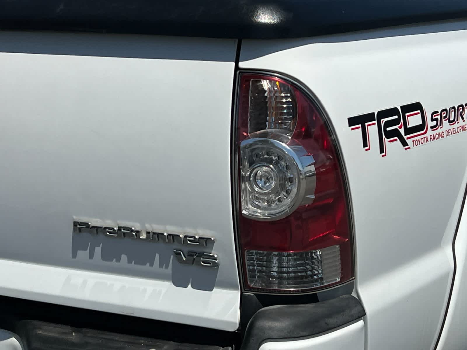 Thumbnail: 2014 Toyota Tacoma - 26