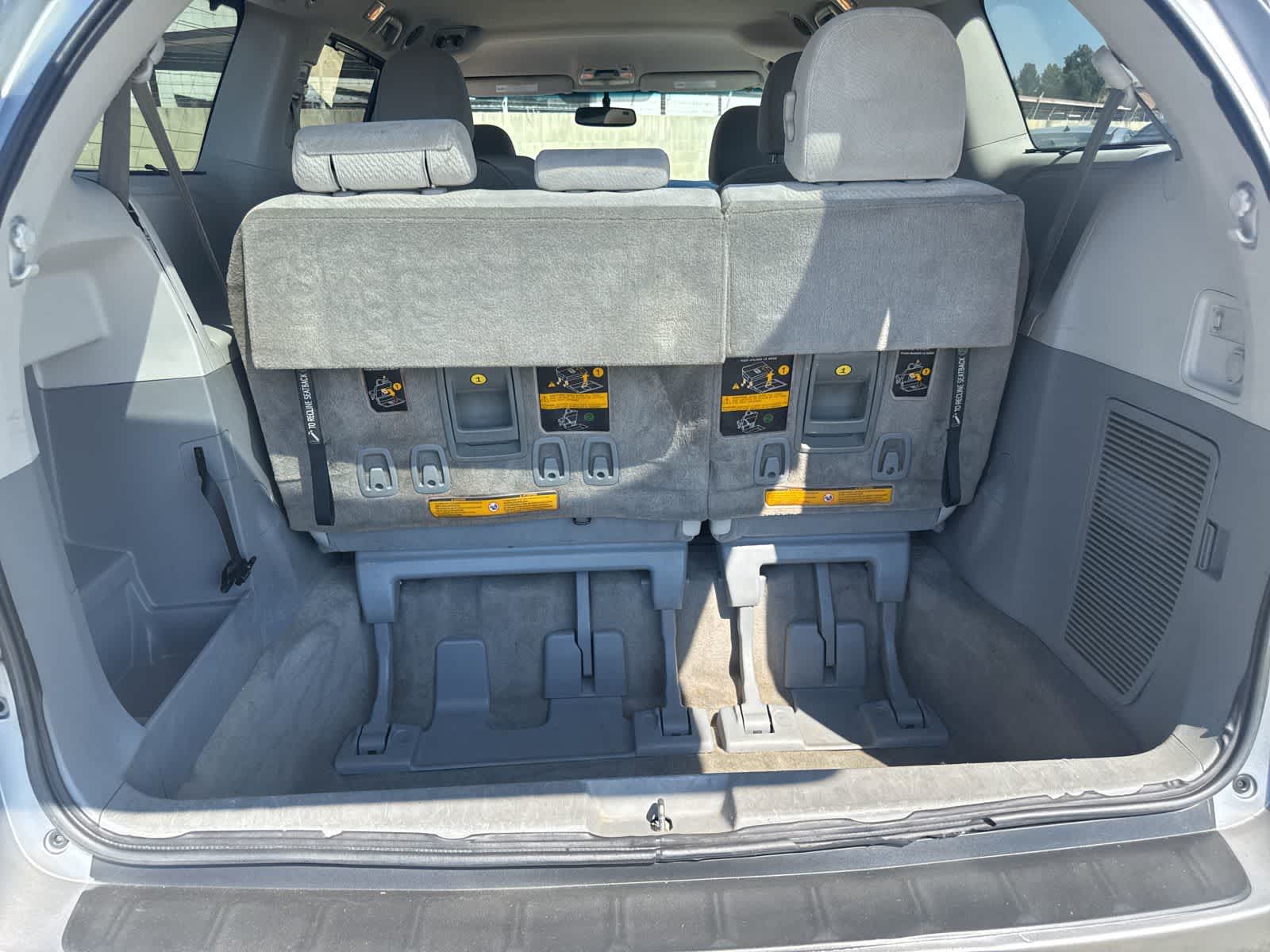 Thumbnail: 2012 Toyota Sienna - 15