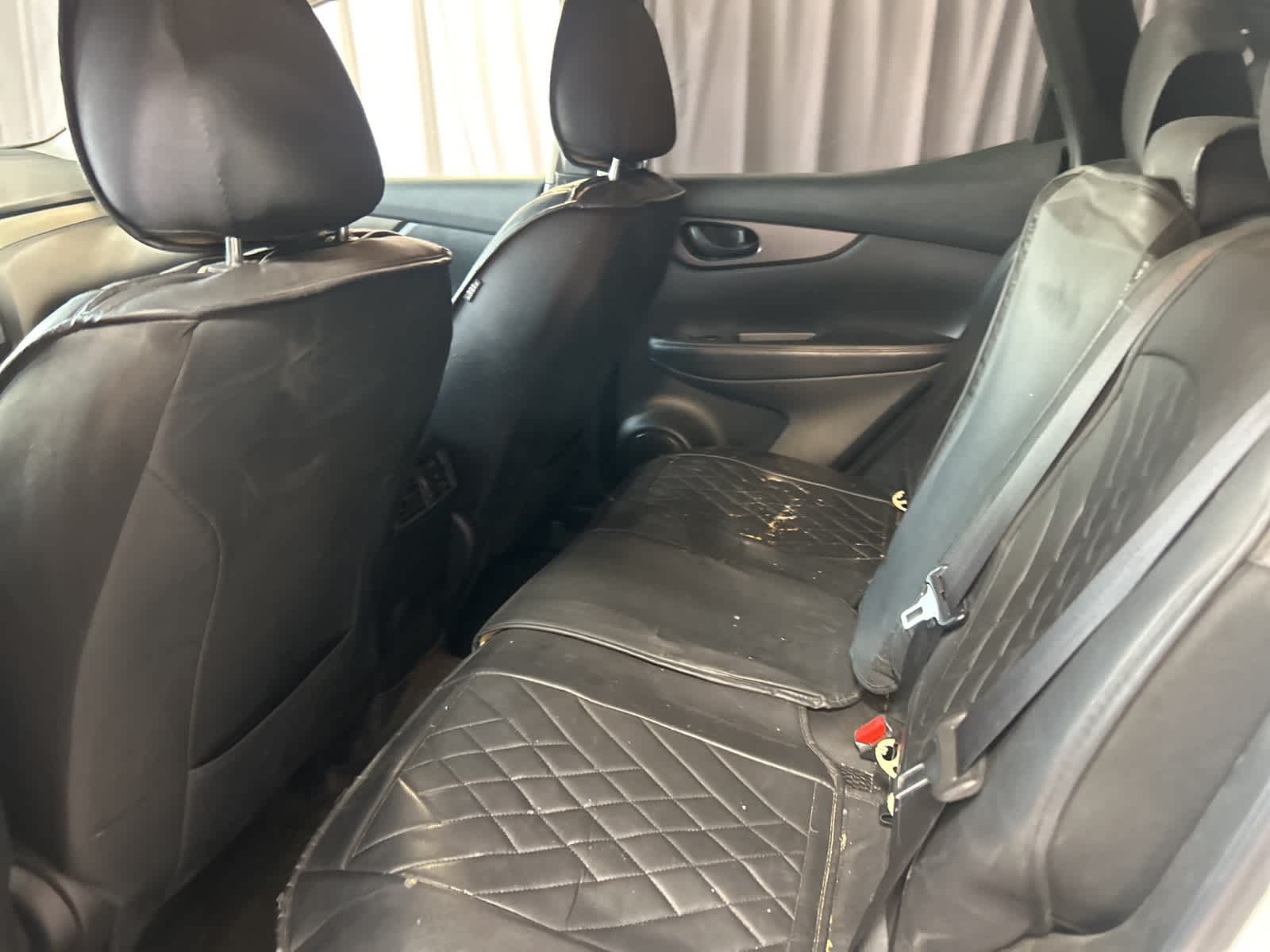 Thumbnail: 2019 Nissan Rogue Sport - 19