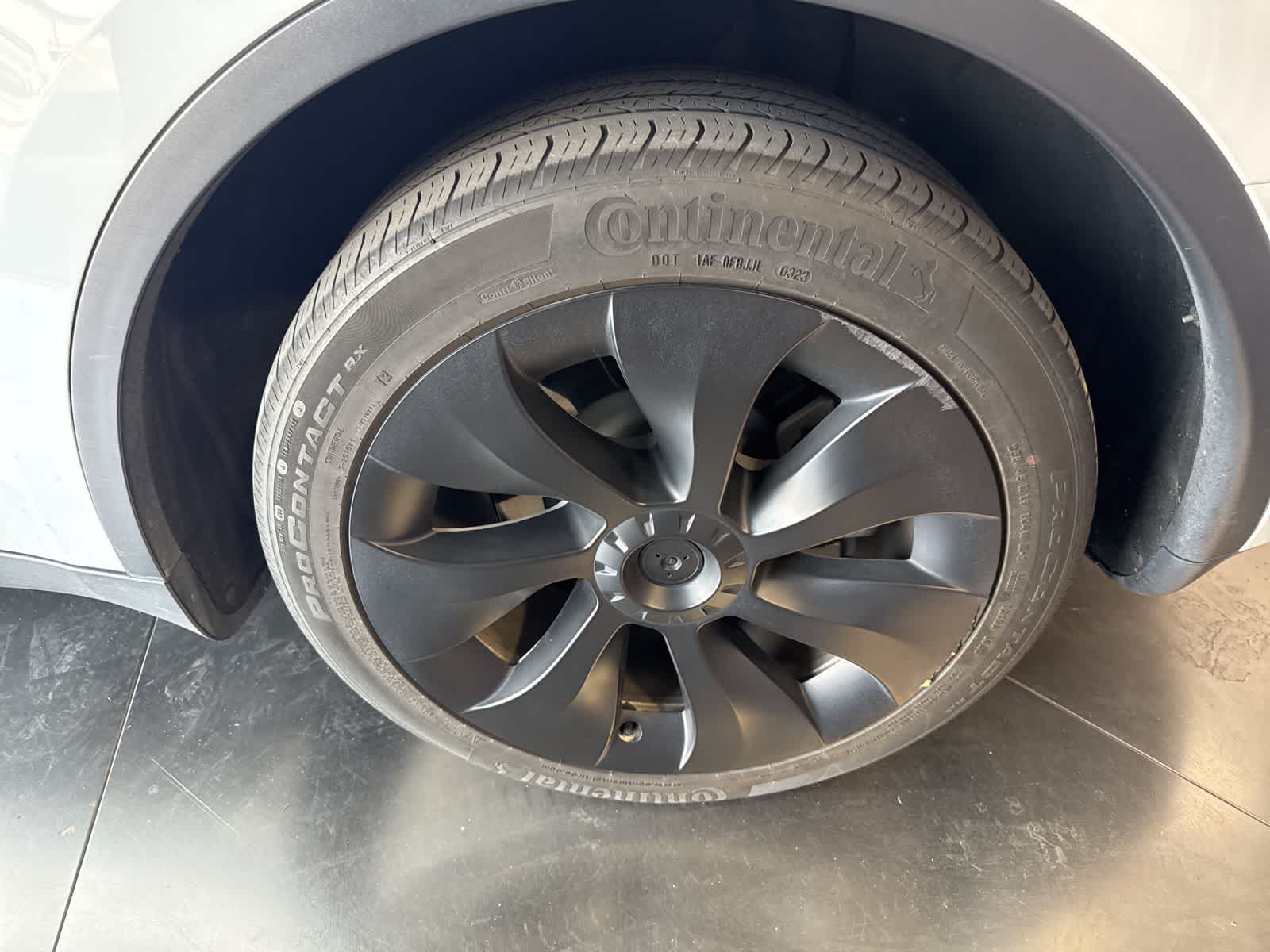 Thumbnail: 2023 Tesla Model Y - 10