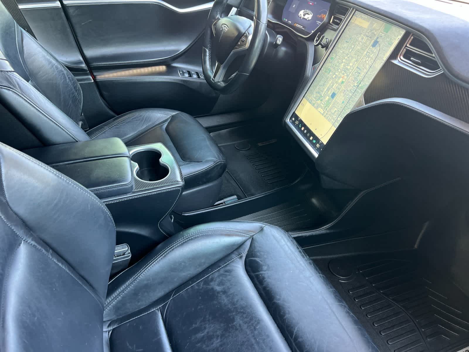 Thumbnail: 2015 Tesla Model S - 15