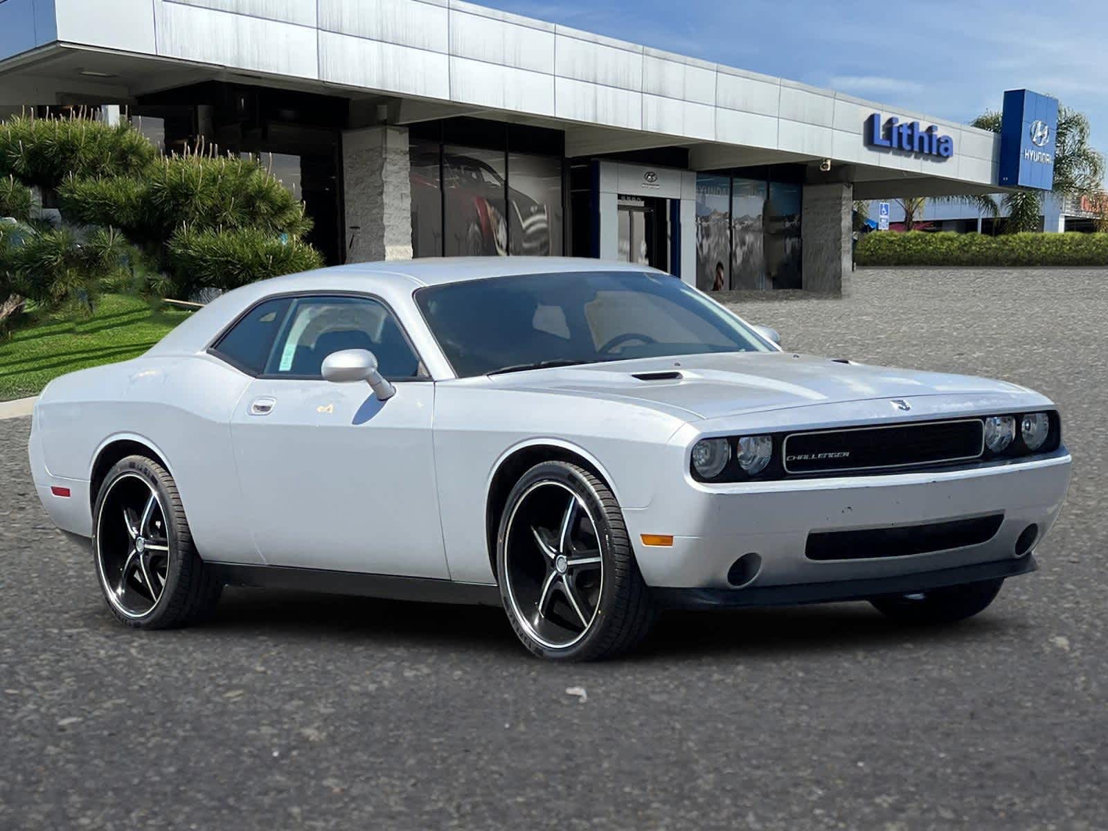 Thumbnail: 2010 Dodge Challenger - 9