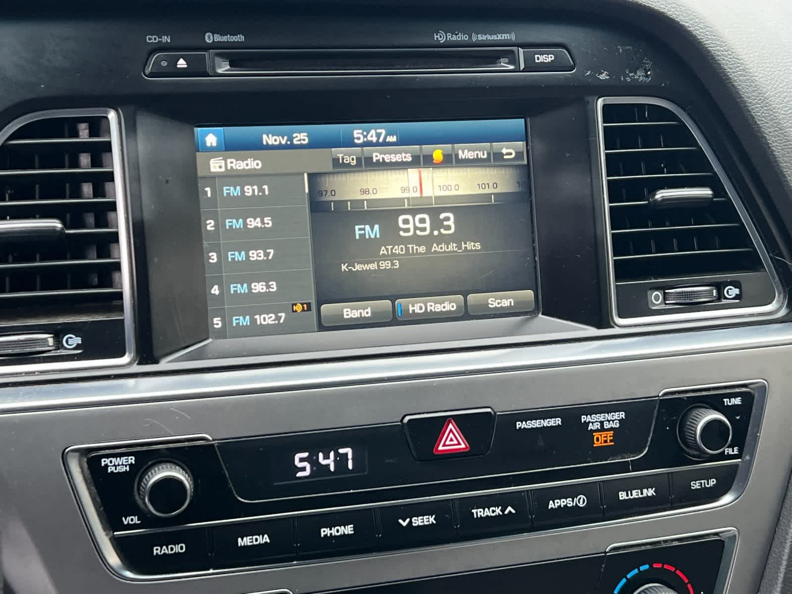 Thumbnail: 2016 Hyundai Sonata - 17