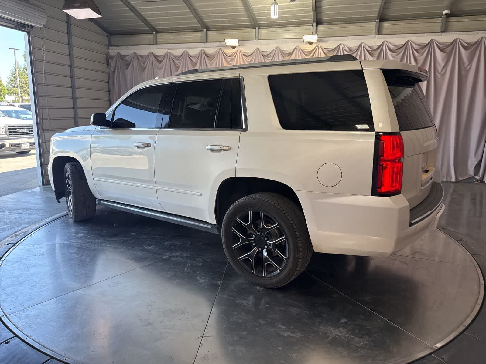 2015 Chevrolet Tahoe LTZ photo 6