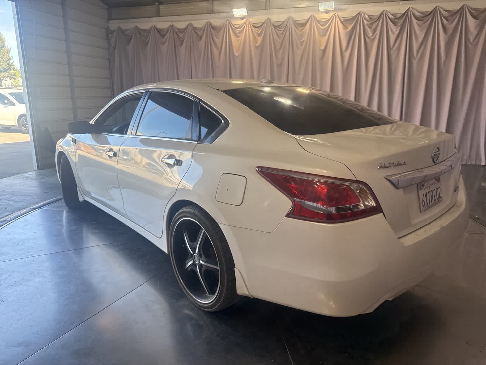 Thumbnail: 2013 Nissan Altima - 7