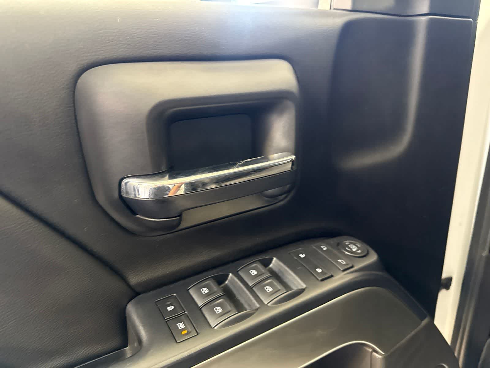 Thumbnail: 2018 Chevrolet Silverado 1500 - 15