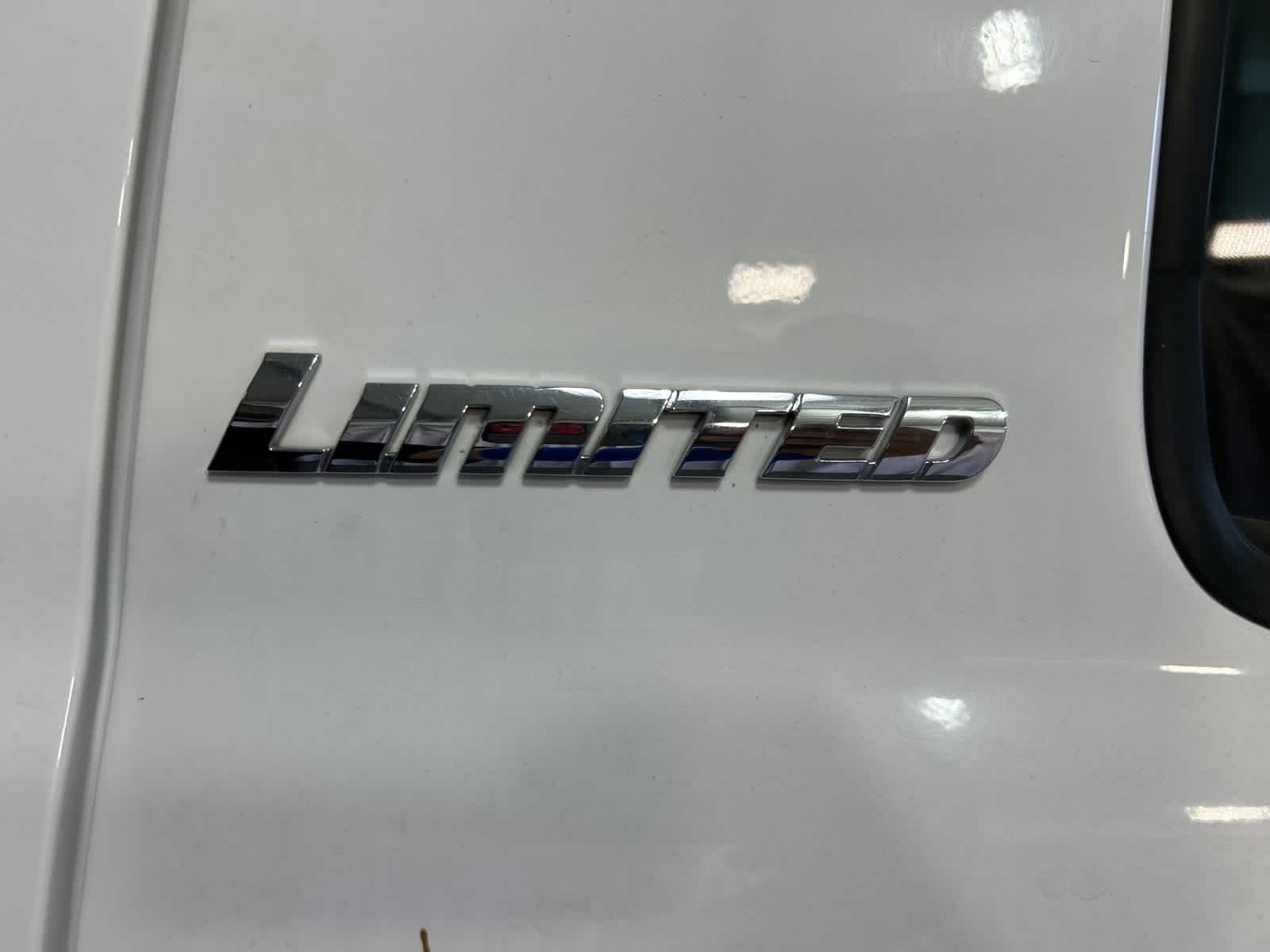 Thumbnail: 2013 Toyota Tundra - 9