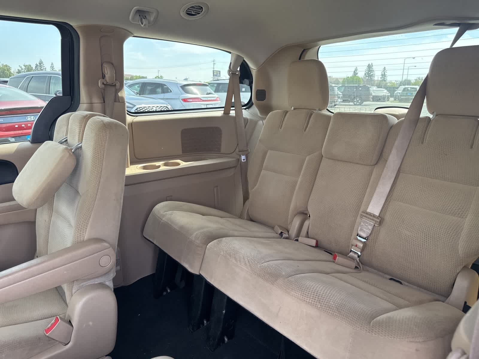 Thumbnail: 2016 Dodge Grand Caravan - 18