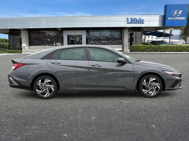 Thumbnail: 2025 Hyundai Elantra - 9
