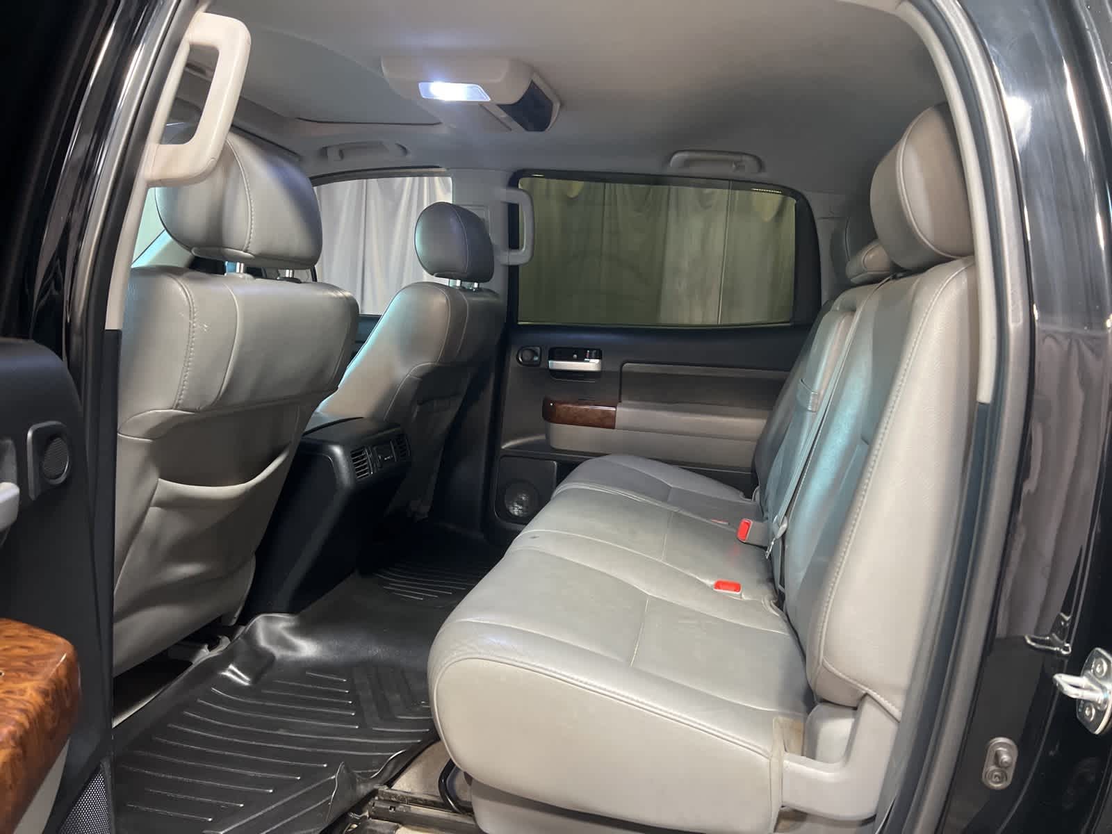 Thumbnail: 2011 Toyota Tundra - 33