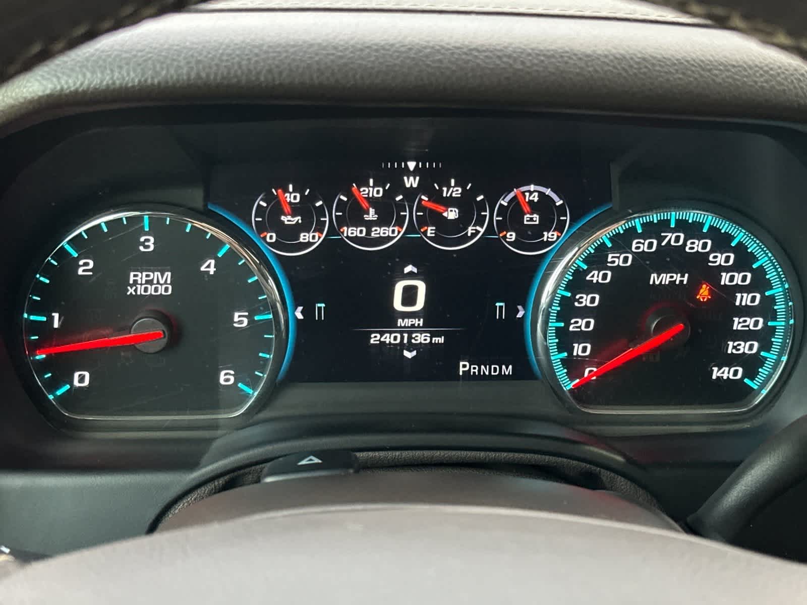 Thumbnail: 2016 Chevrolet Suburban - 27