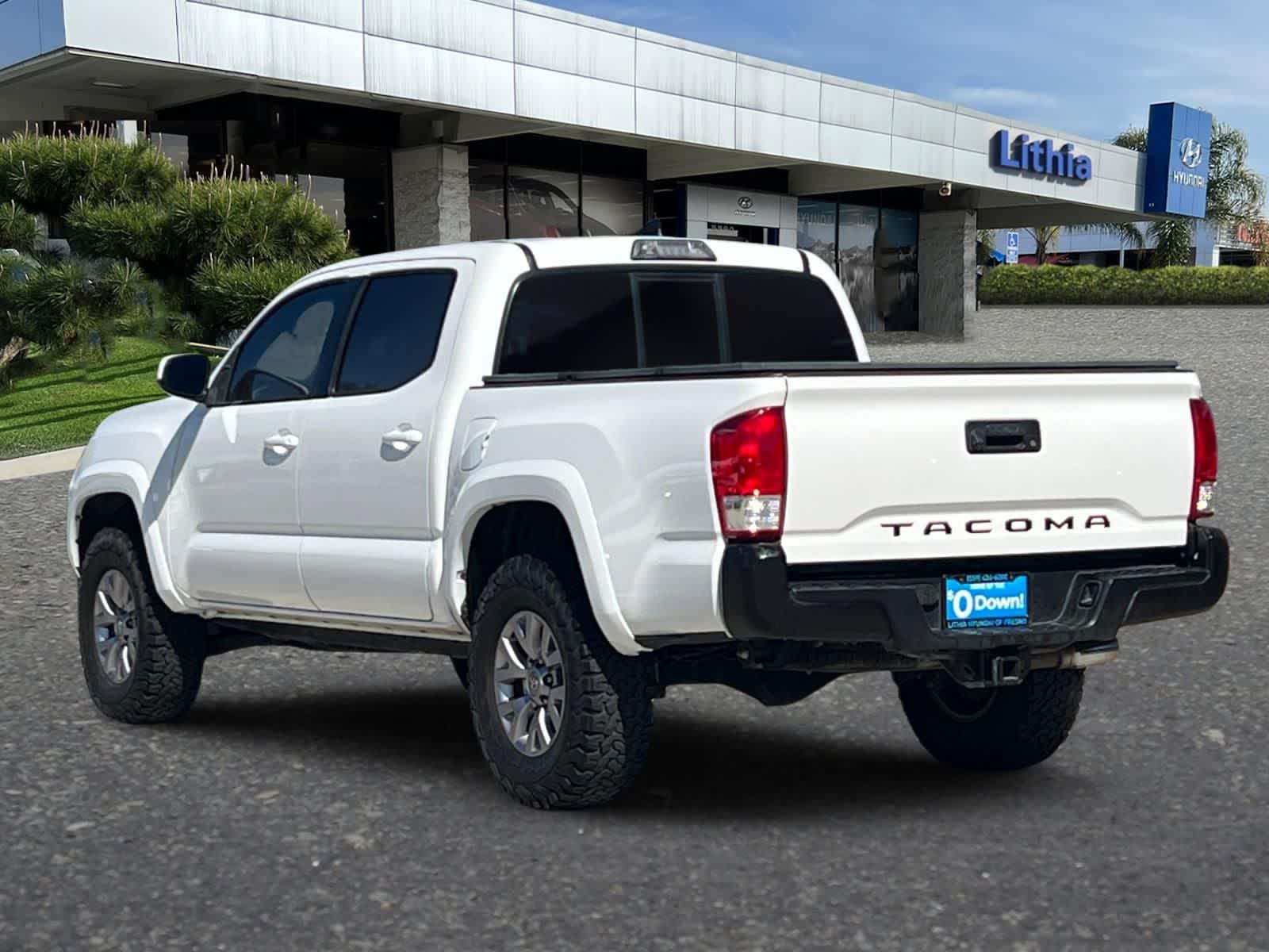 2016 Toyota Tacoma SR5 V6 photo 6