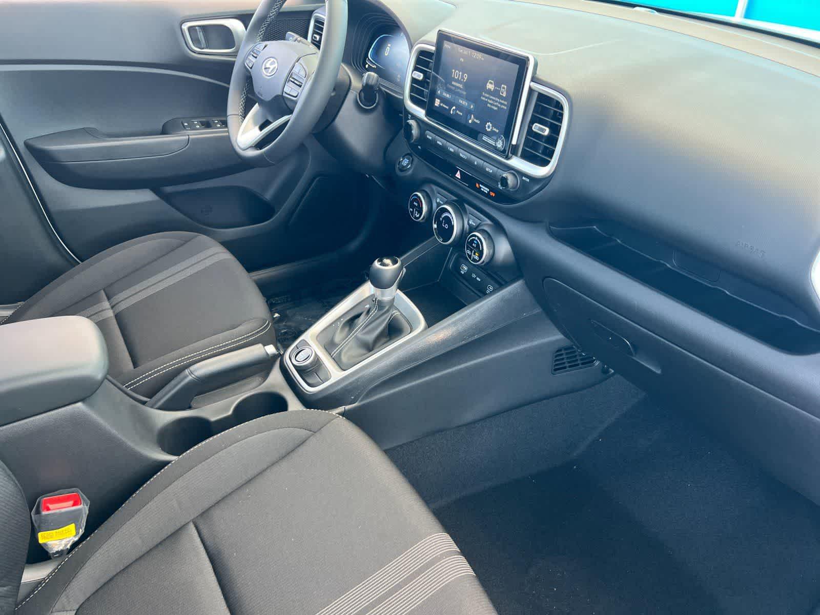 Thumbnail: 2025 Hyundai Venue - 16