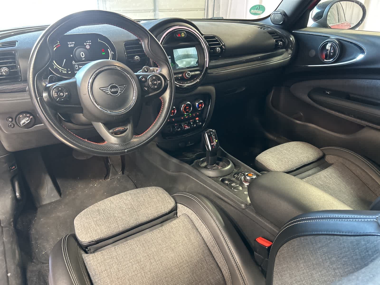 Thumbnail: 2021 MINI Cooper Clubman - 24
