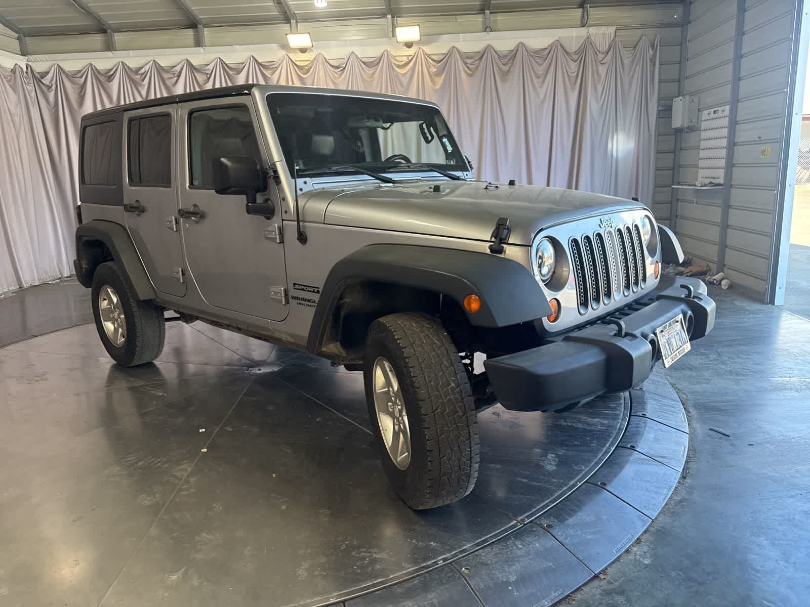 2013 Jeep Wrangler Unlimited Sport photo 2