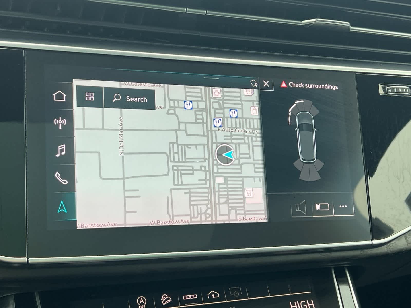 Thumbnail: 2023 Audi Q7 - 20