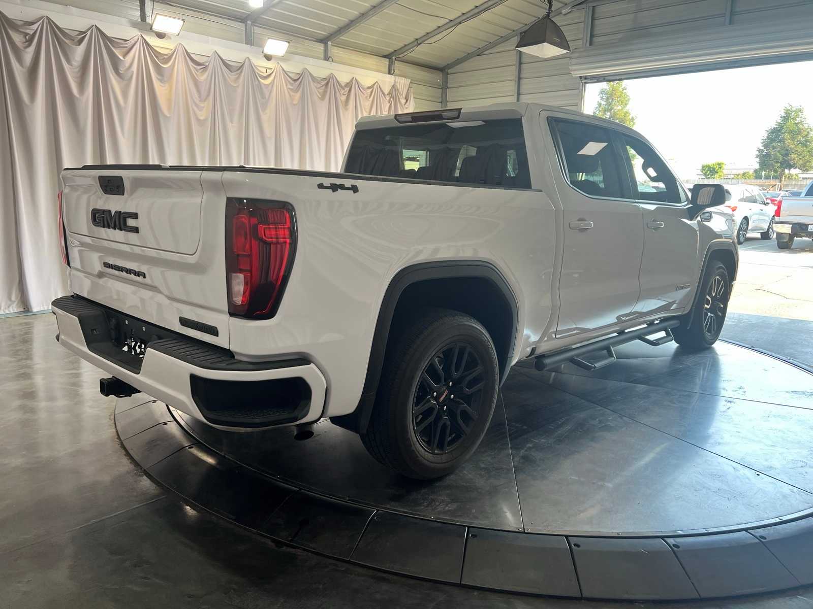 Thumbnail: 2022 GMC Sierra 1500 - 7