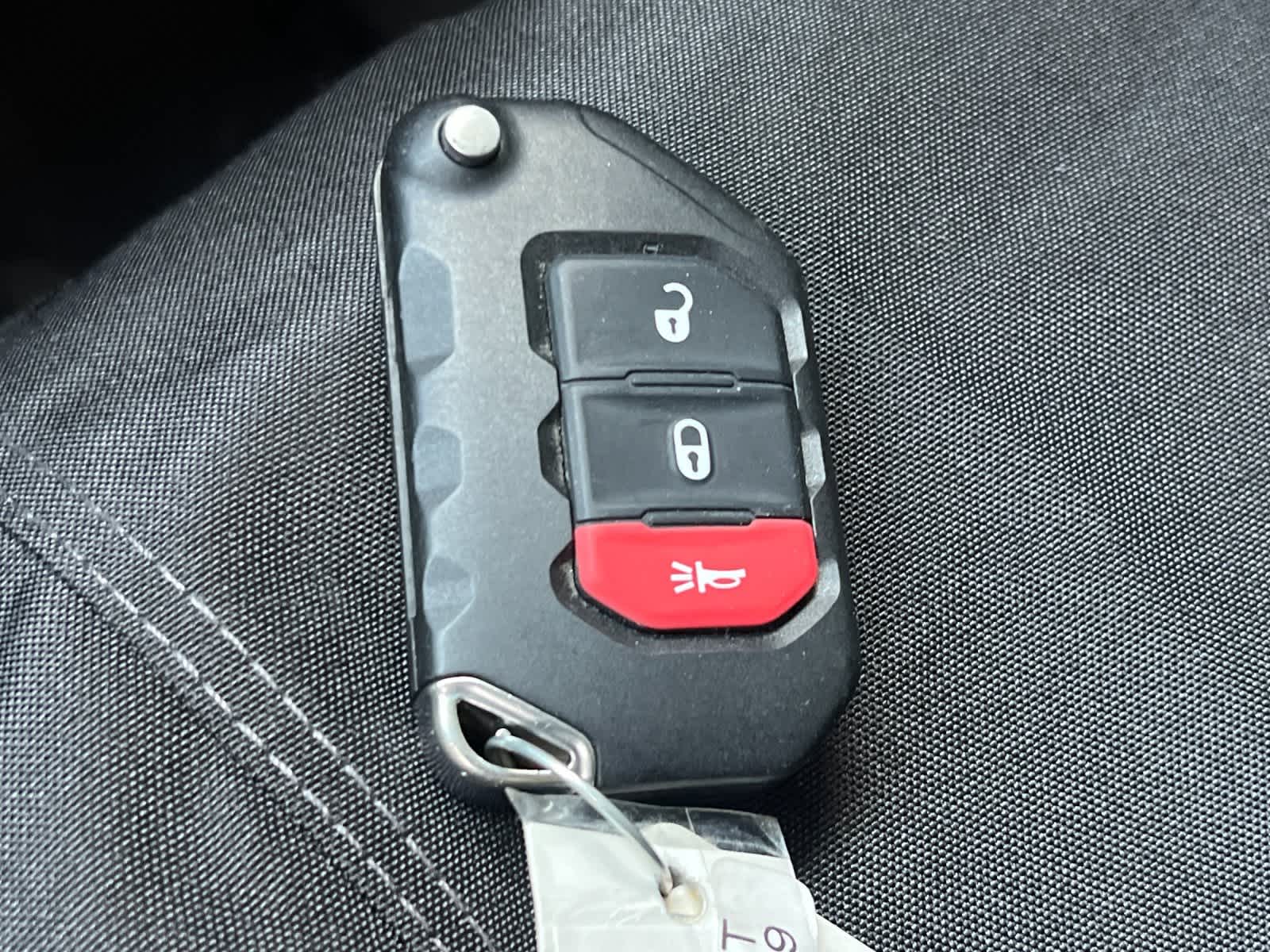 Thumbnail: 2023 Jeep Wrangler - 29