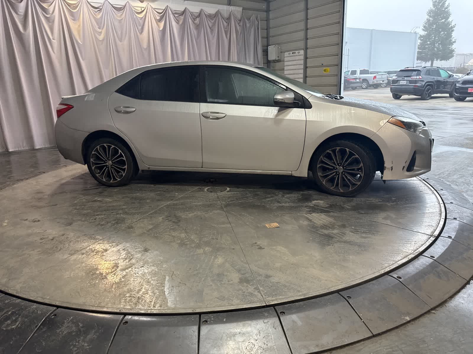 Thumbnail: 2016 Toyota Corolla - 4