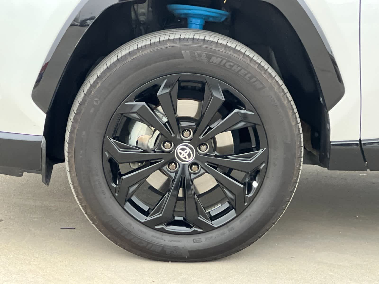 Thumbnail: 2024 Toyota RAV4 - 27