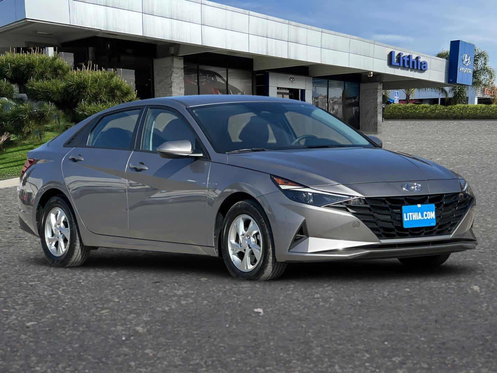 Thumbnail: 2023 Hyundai Elantra - 10