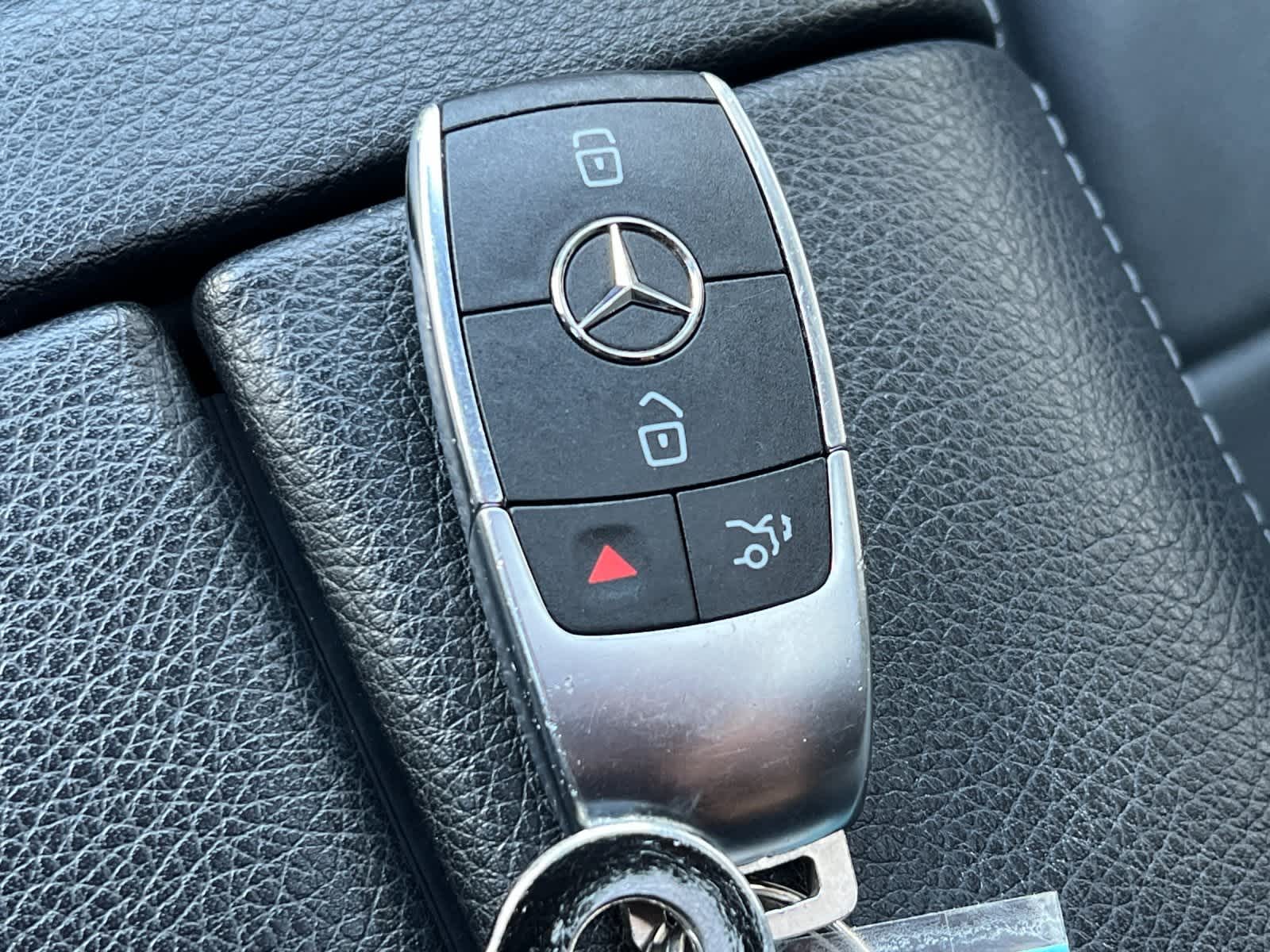 Thumbnail: 2024 Mercedes-Benz GLE - 28