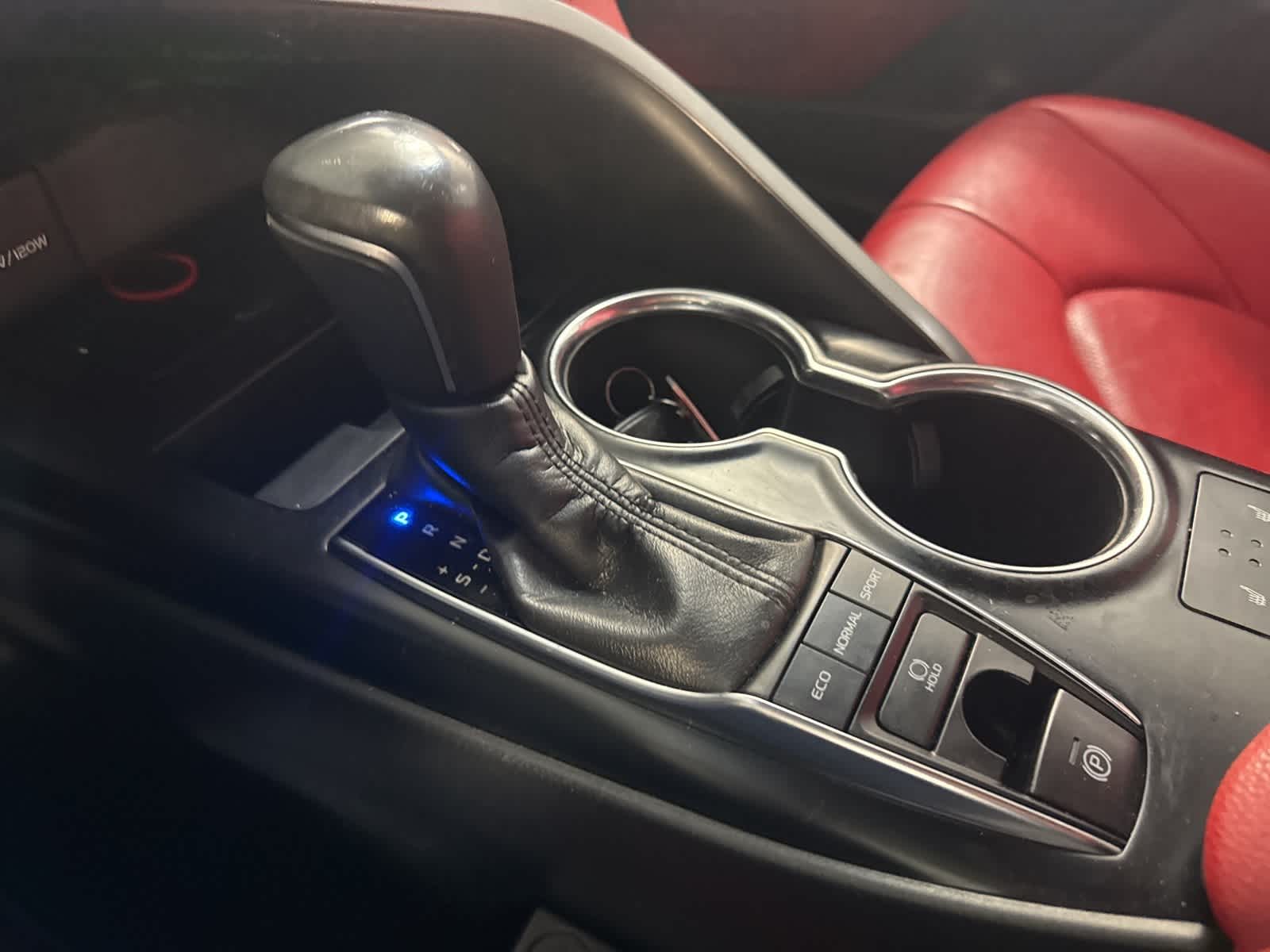 Thumbnail: 2019 Toyota Camry - 25