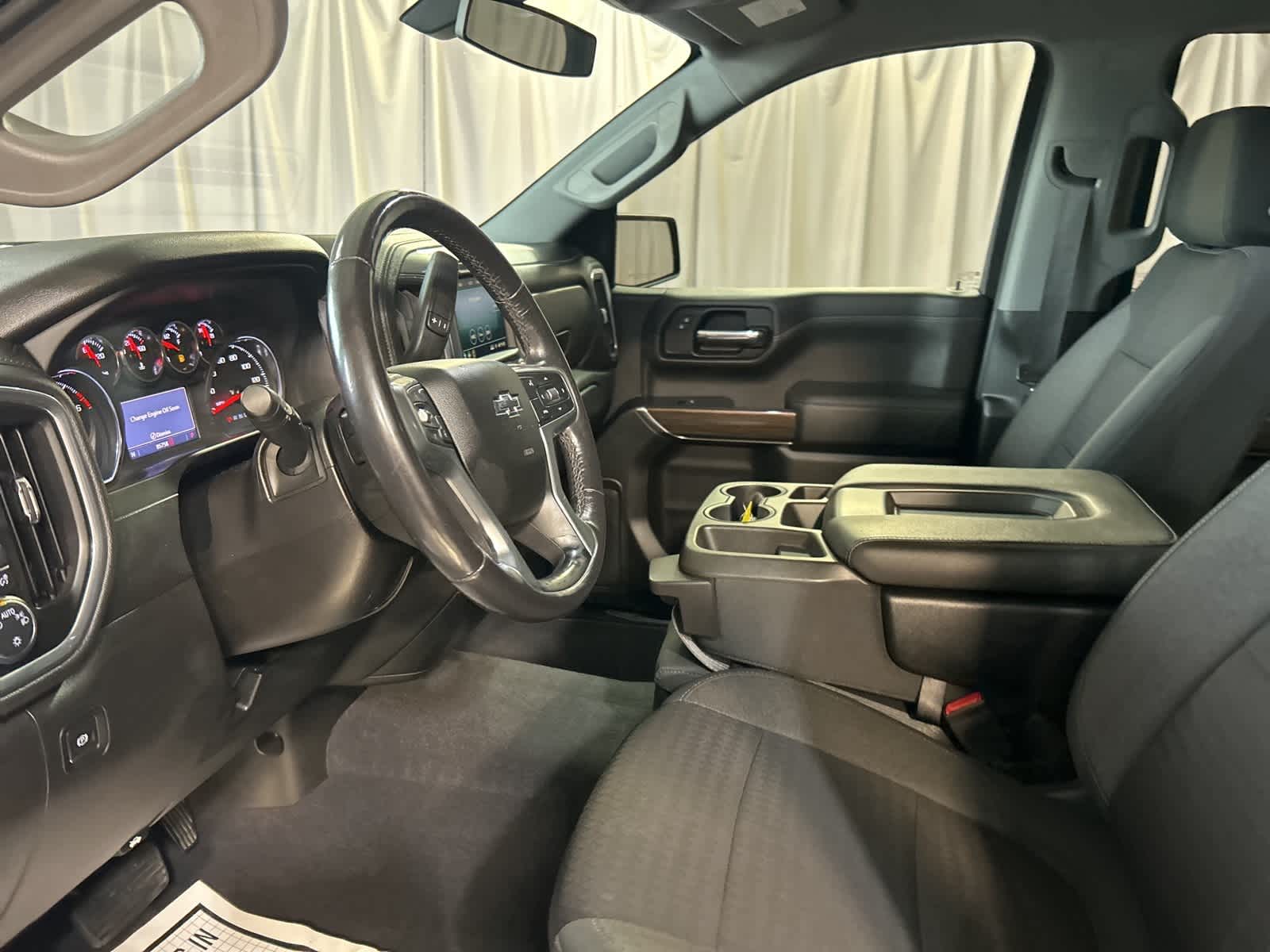 Thumbnail: 2019 Chevrolet Silverado 1500 - 25