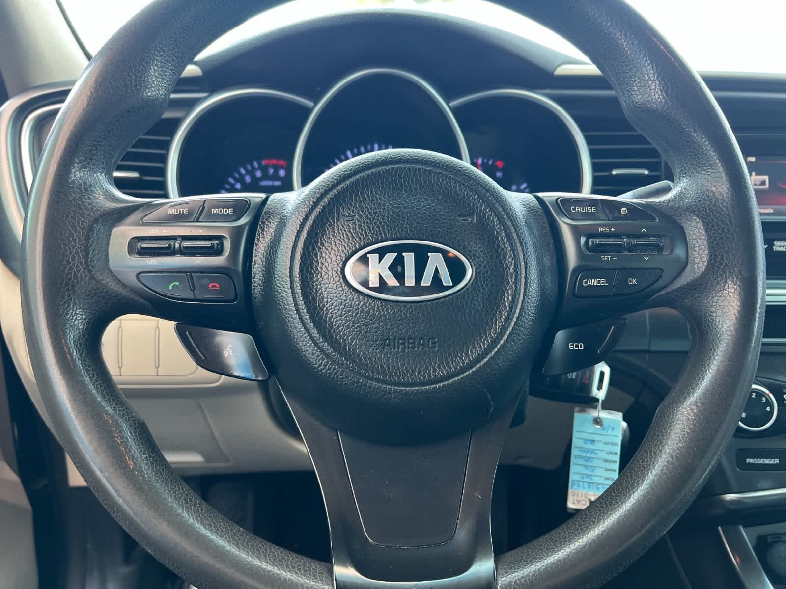 Thumbnail: 2014 Kia Optima - 21