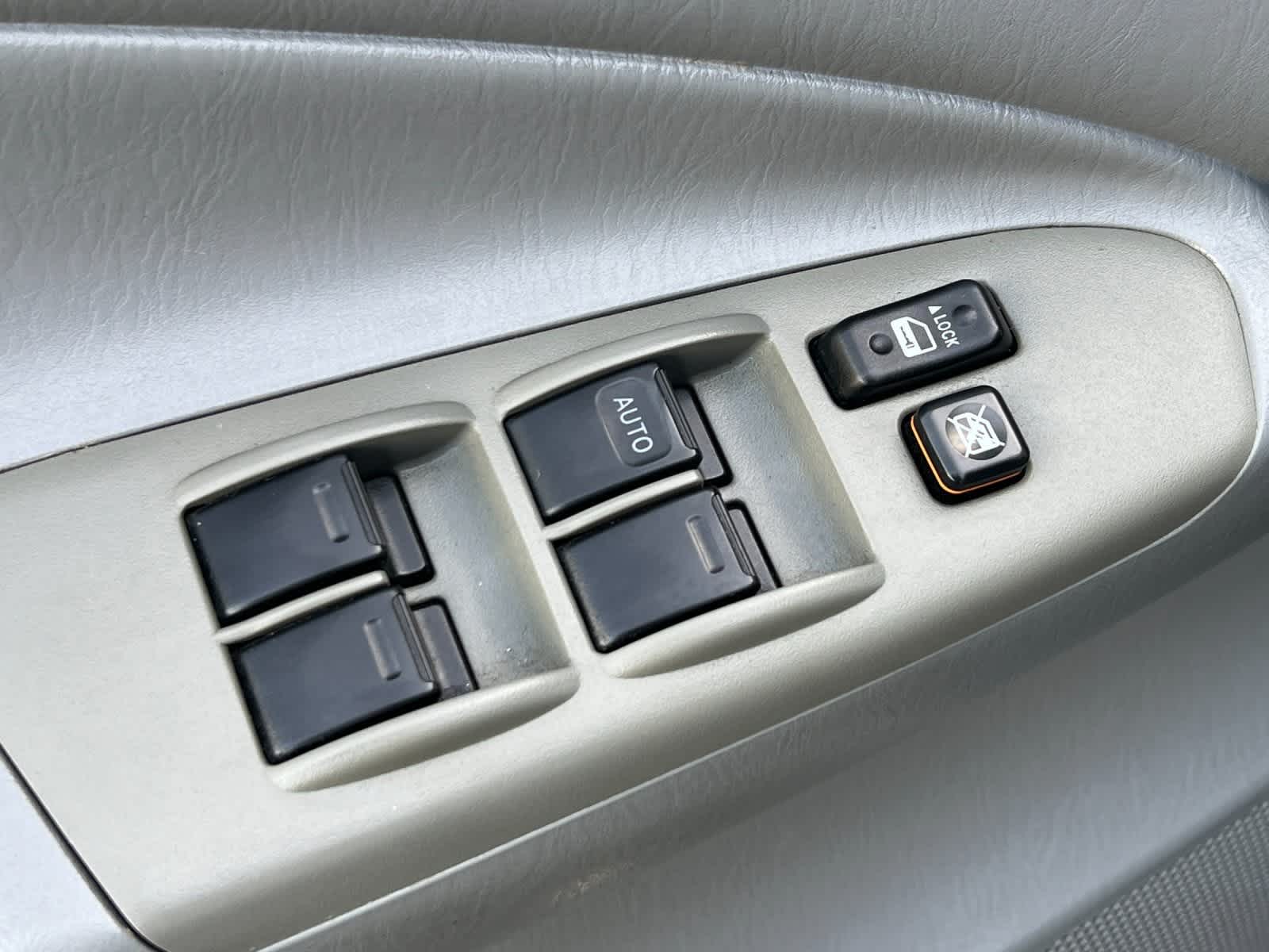 Thumbnail: 2007 Toyota Tacoma - 14