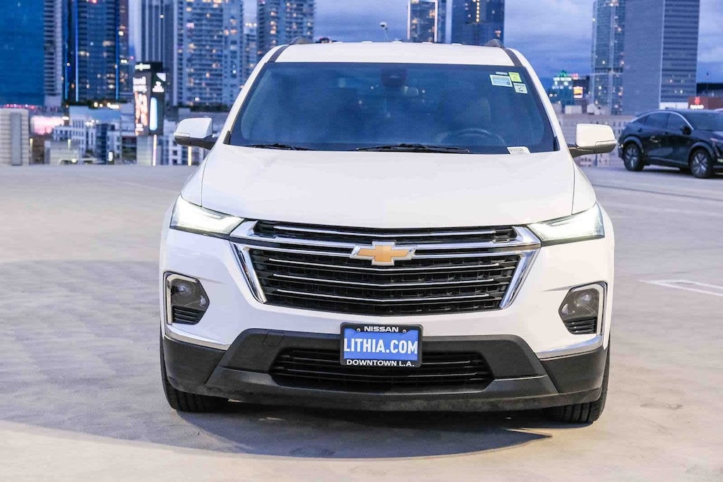 Used 2023 Chevrolet Traverse LT Cloth w/1LT SUV
