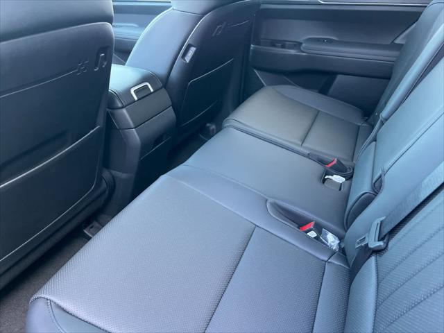 2025 Hyundai Santa Fe SEL 4