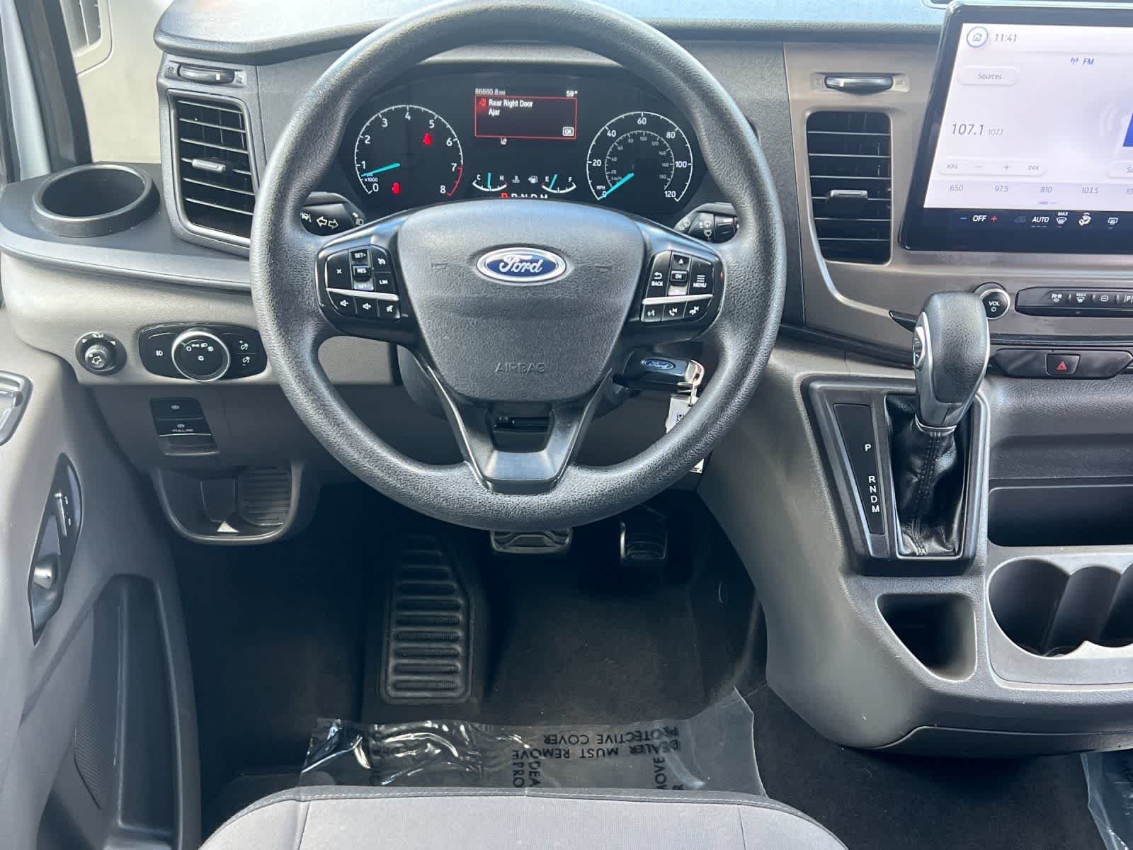 Thumbnail: 2022 Ford Econoline - 15