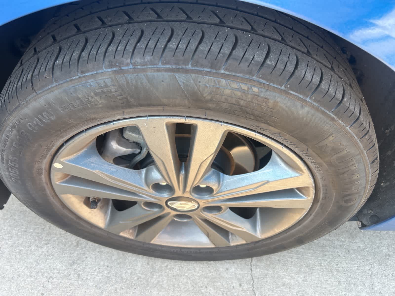 Thumbnail: 2018 Hyundai Elantra - 6