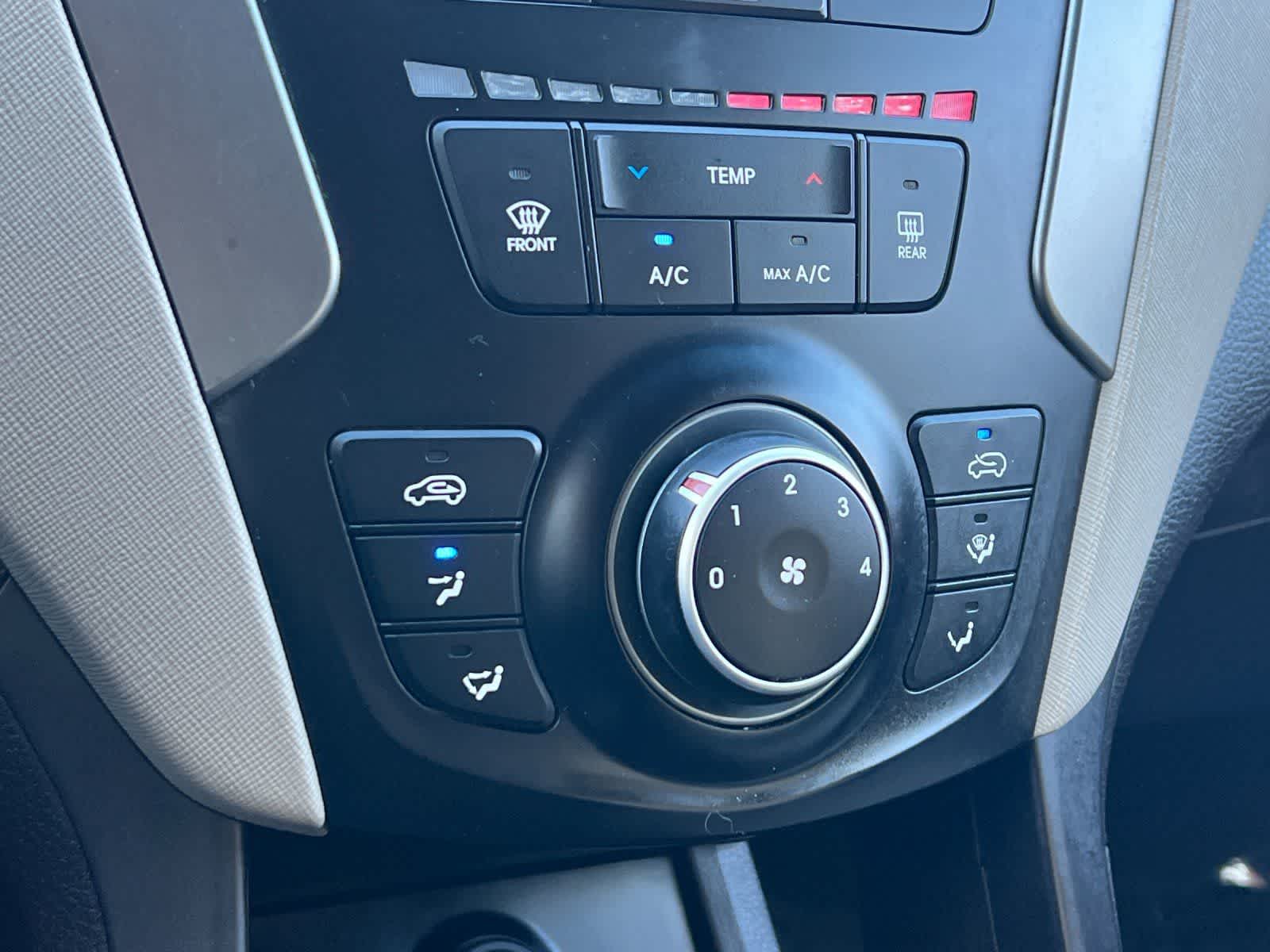 Thumbnail: 2017 Hyundai Santa Fe - 20