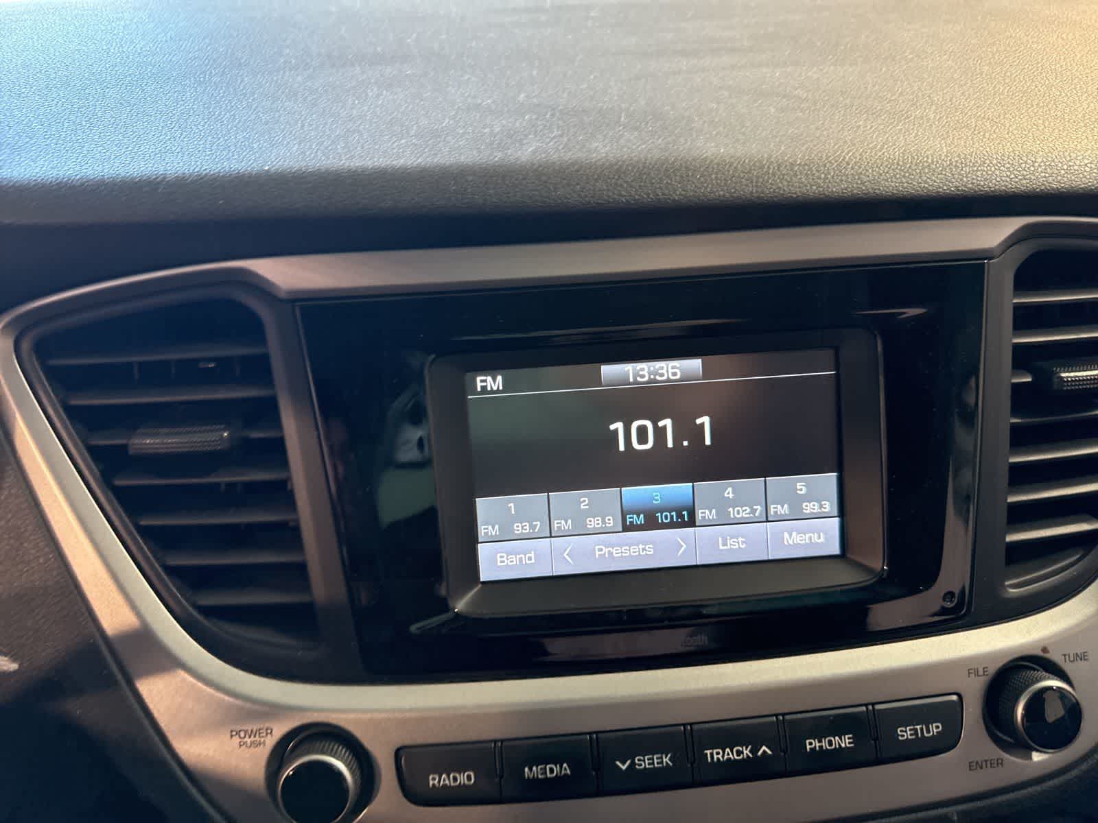 Thumbnail: 2019 Hyundai Accent - 23