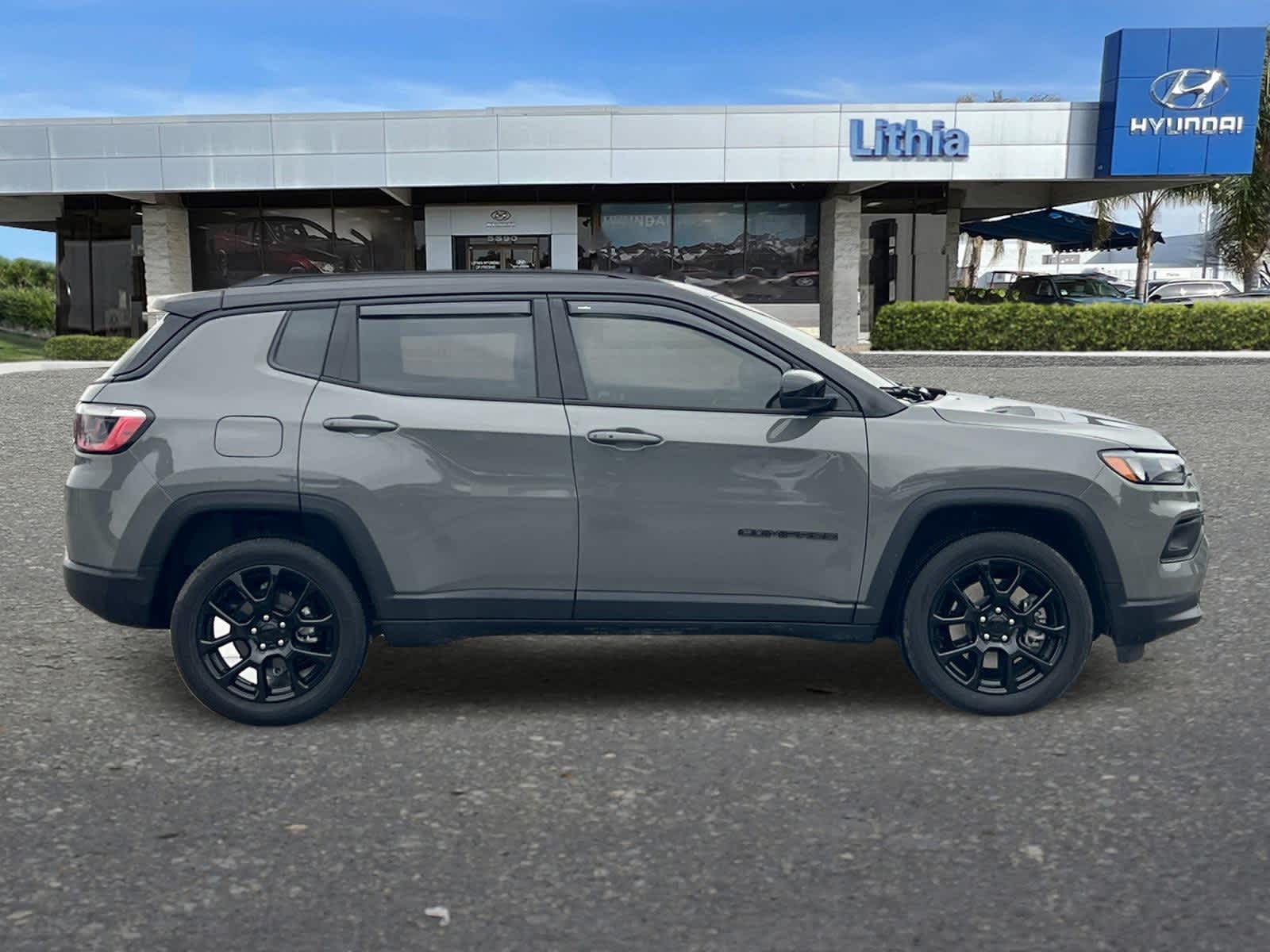Thumbnail: 2023 Jeep Compass - 8