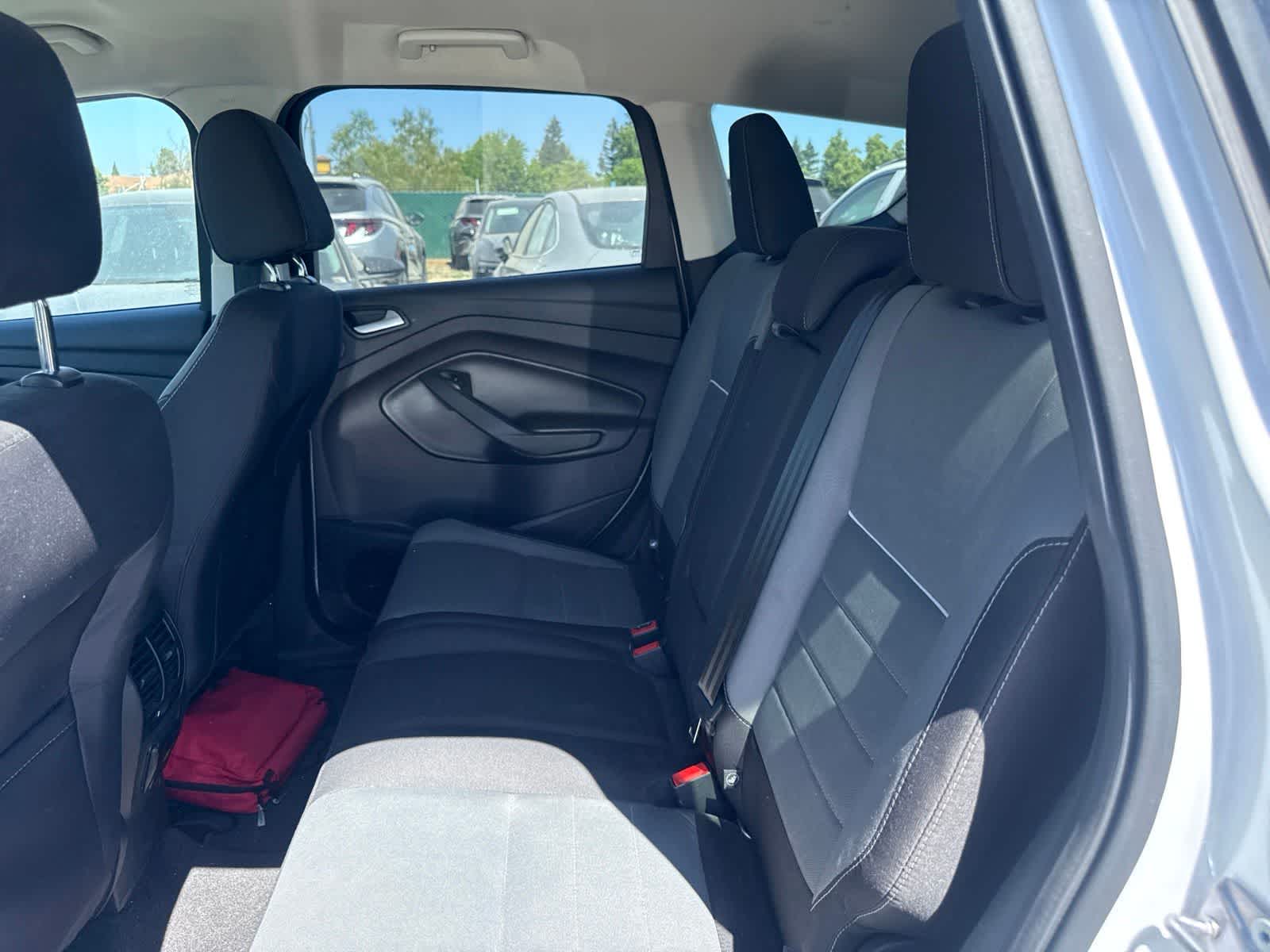 Thumbnail: 2015 Ford Escape - 15