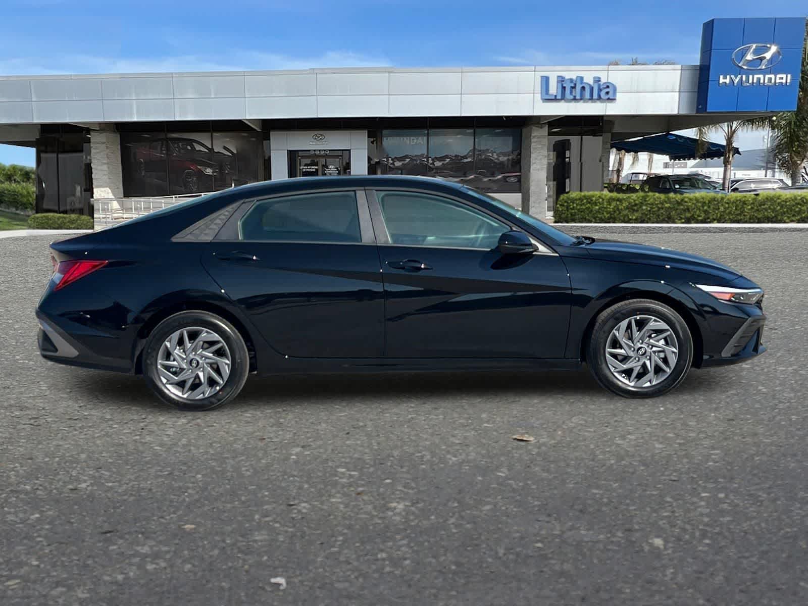 Thumbnail: 2026 Hyundai Elantra - 9