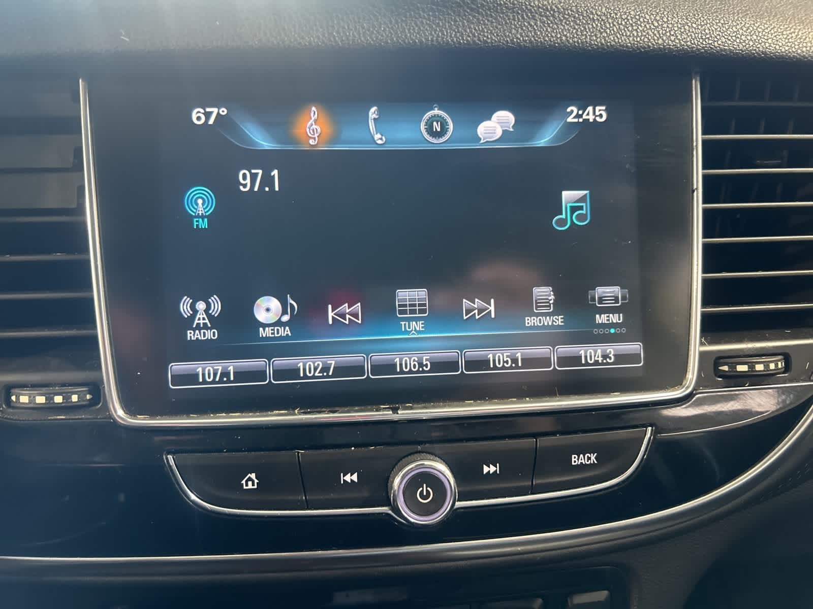 Thumbnail: 2018 Buick Encore - 27
