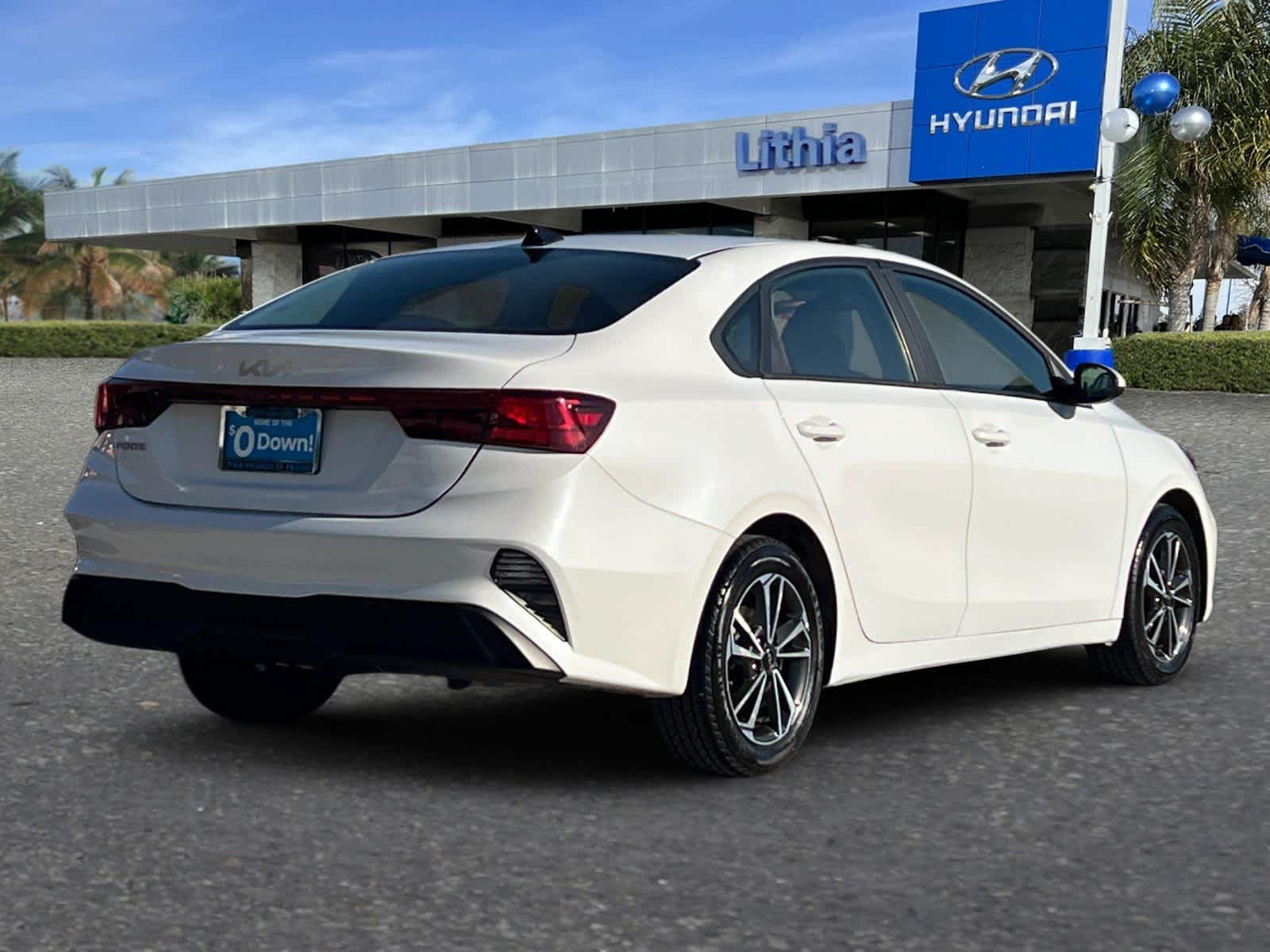 Thumbnail: 2024 Kia Forte - 3