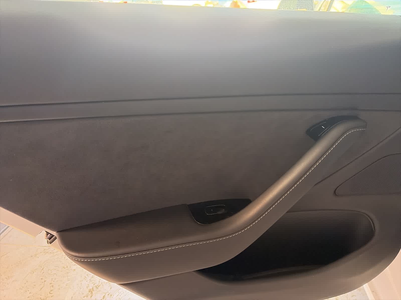 Thumbnail: 2019 Tesla Model 3 - 17