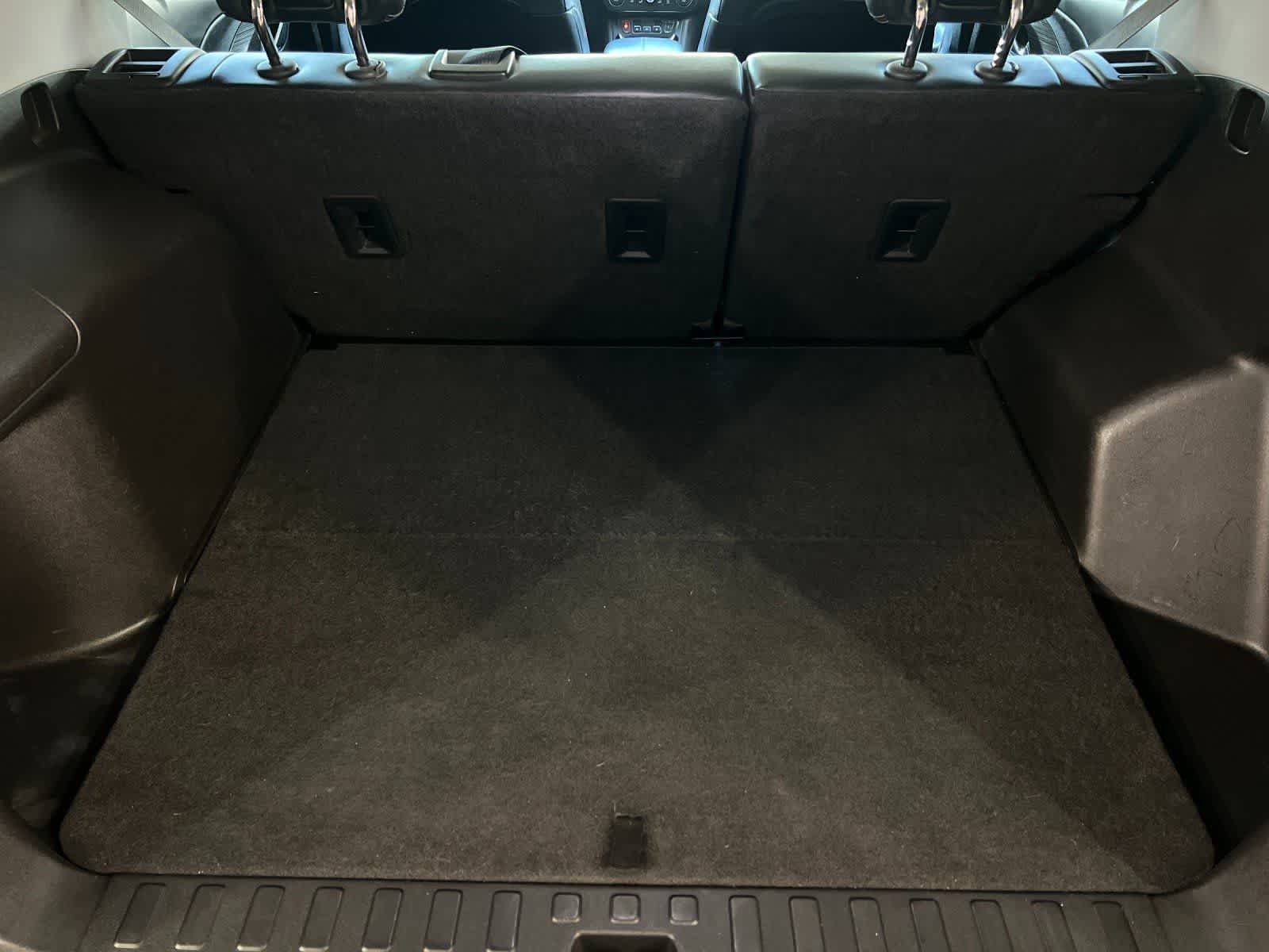 Thumbnail: 2020 GMC Terrain - 15