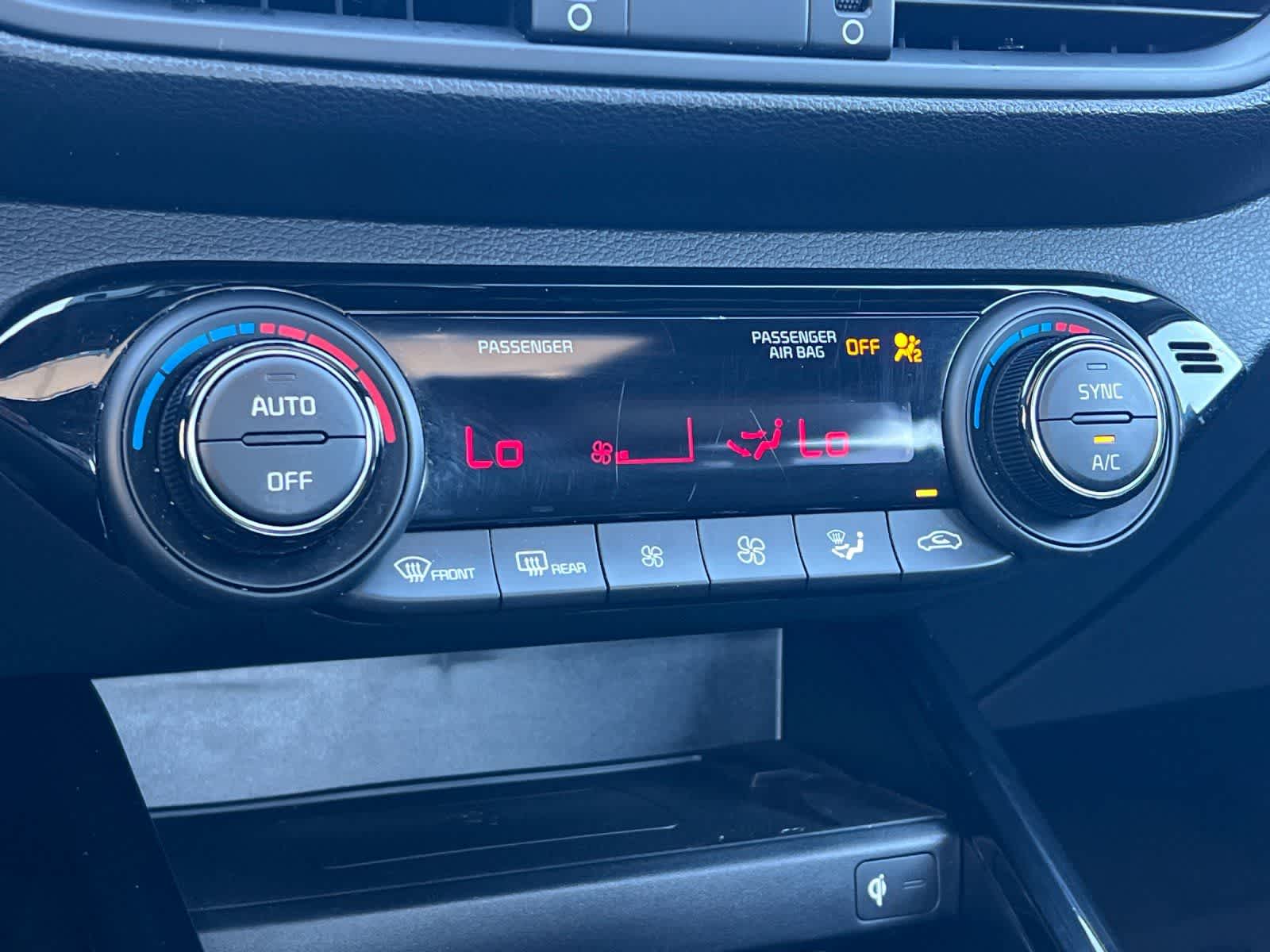 Thumbnail: 2023 Kia Forte - 21