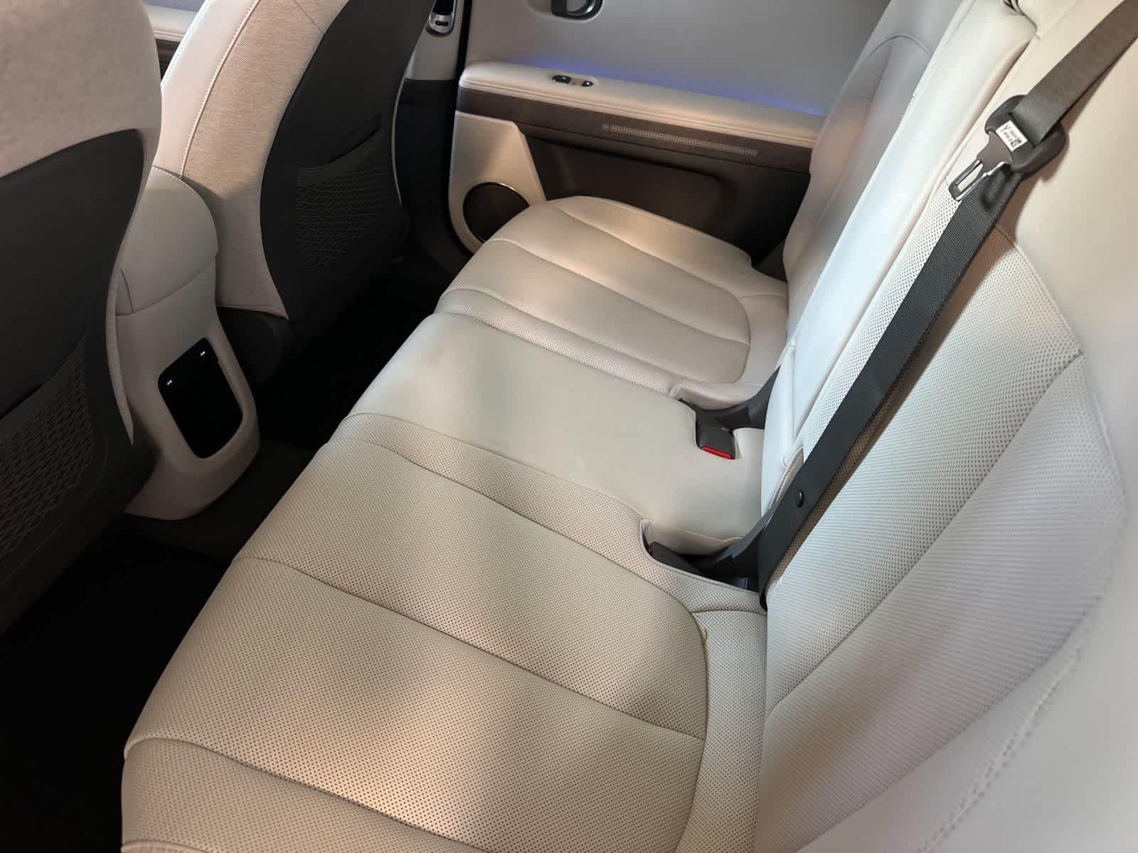 Thumbnail: 2026 Hyundai Ioniq 5 - 4
