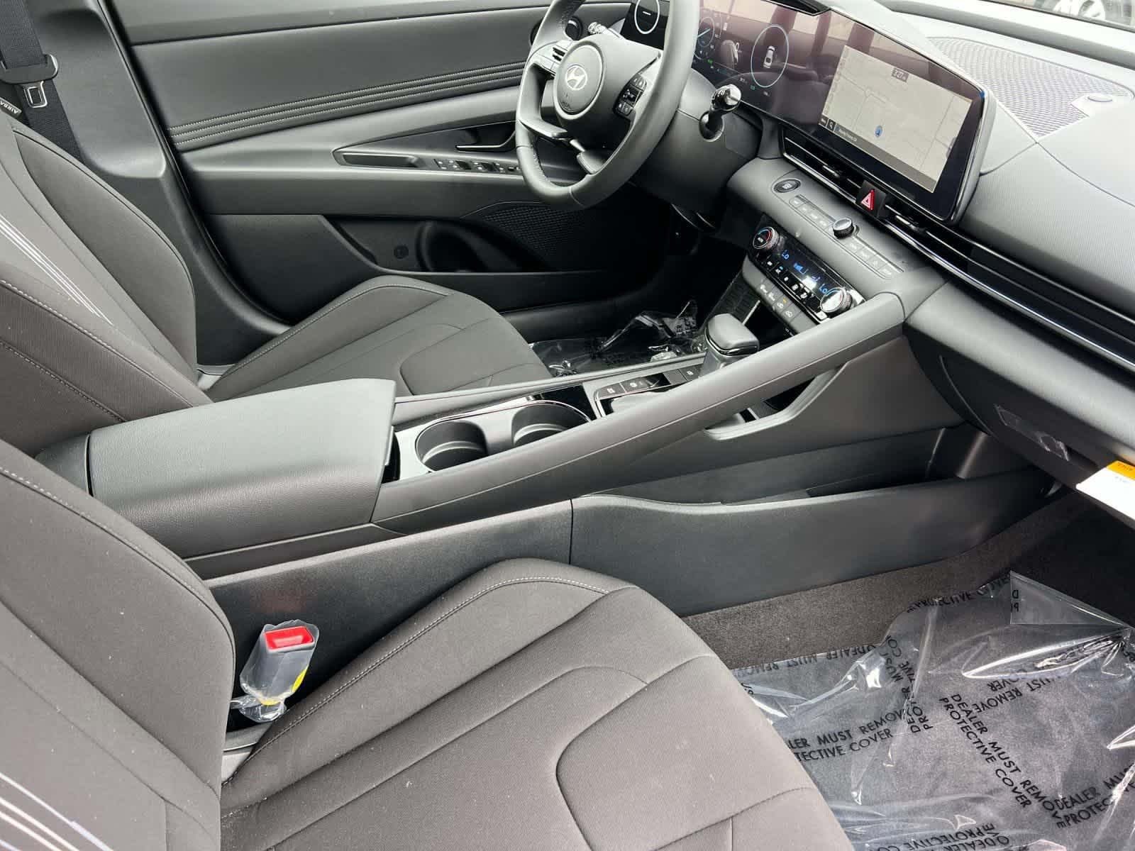 Thumbnail: 2025 Hyundai Elantra - 12