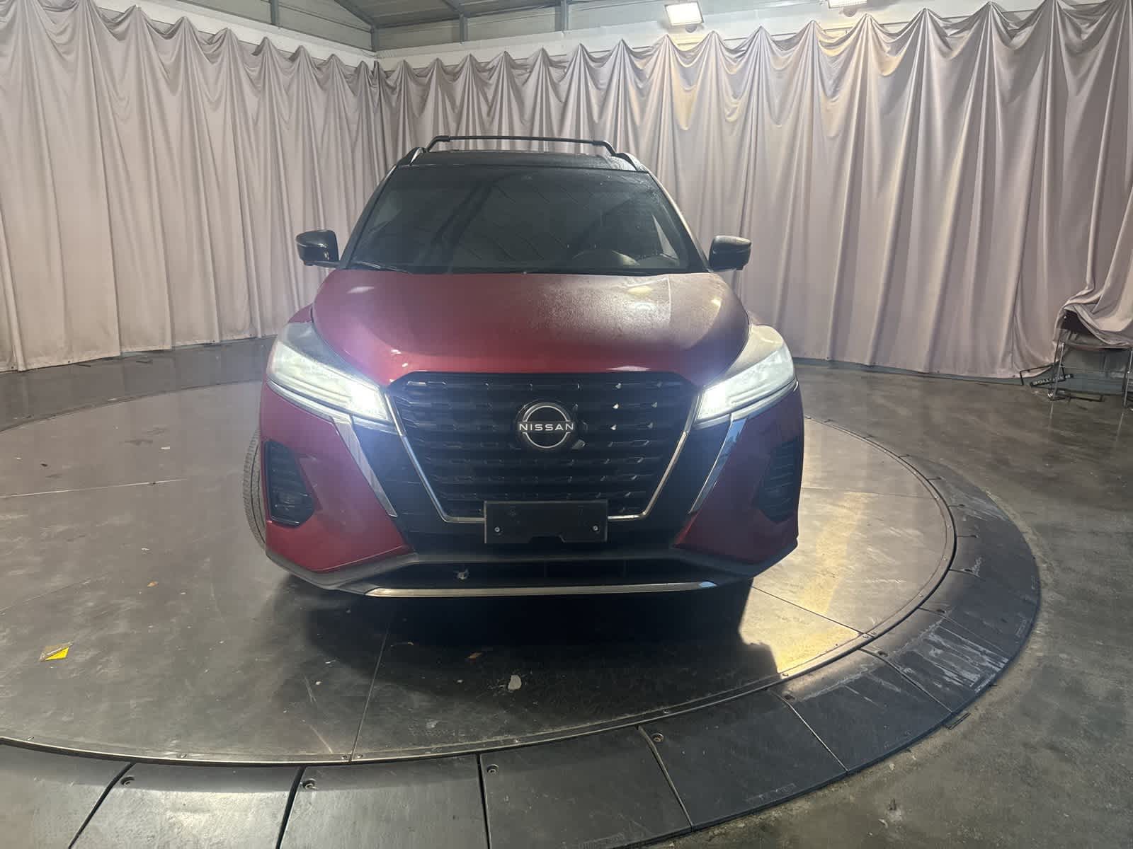 Thumbnail: 2023 Nissan Kicks - 2