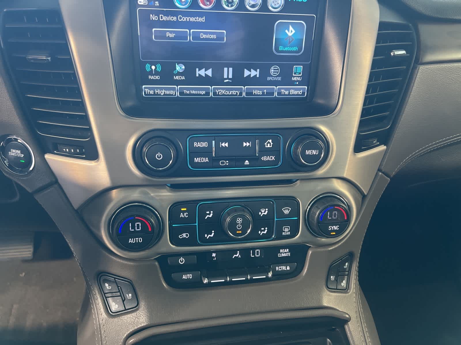 Thumbnail: 2018 GMC Yukon XL - 24