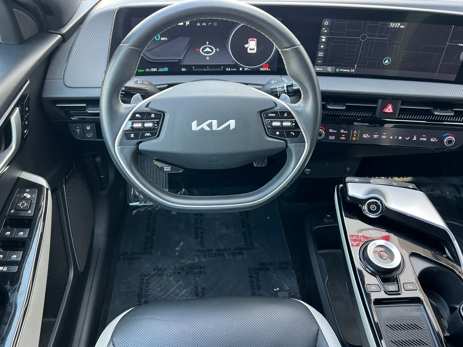 Thumbnail: 2022 Kia EV6 - 14